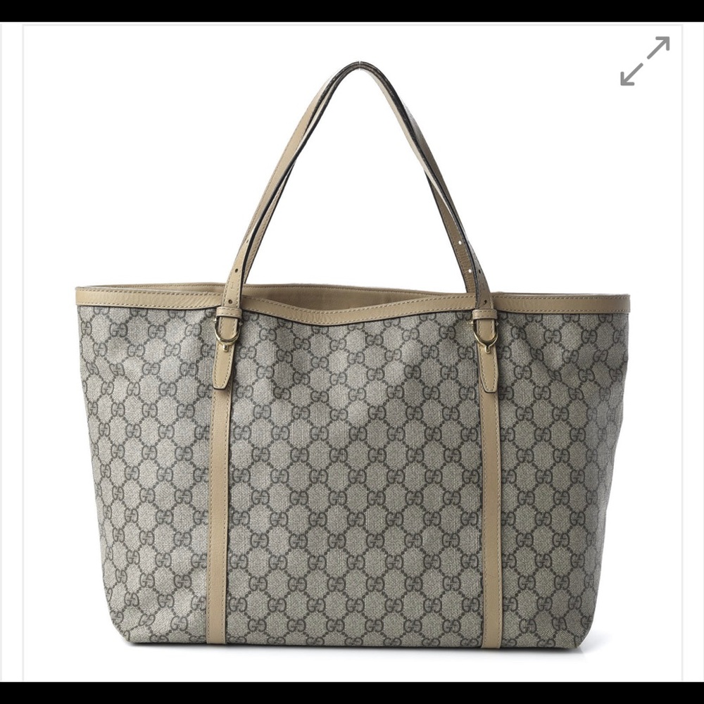 GUCCI GG Supreme Monogram Medium Nice Tote Beige